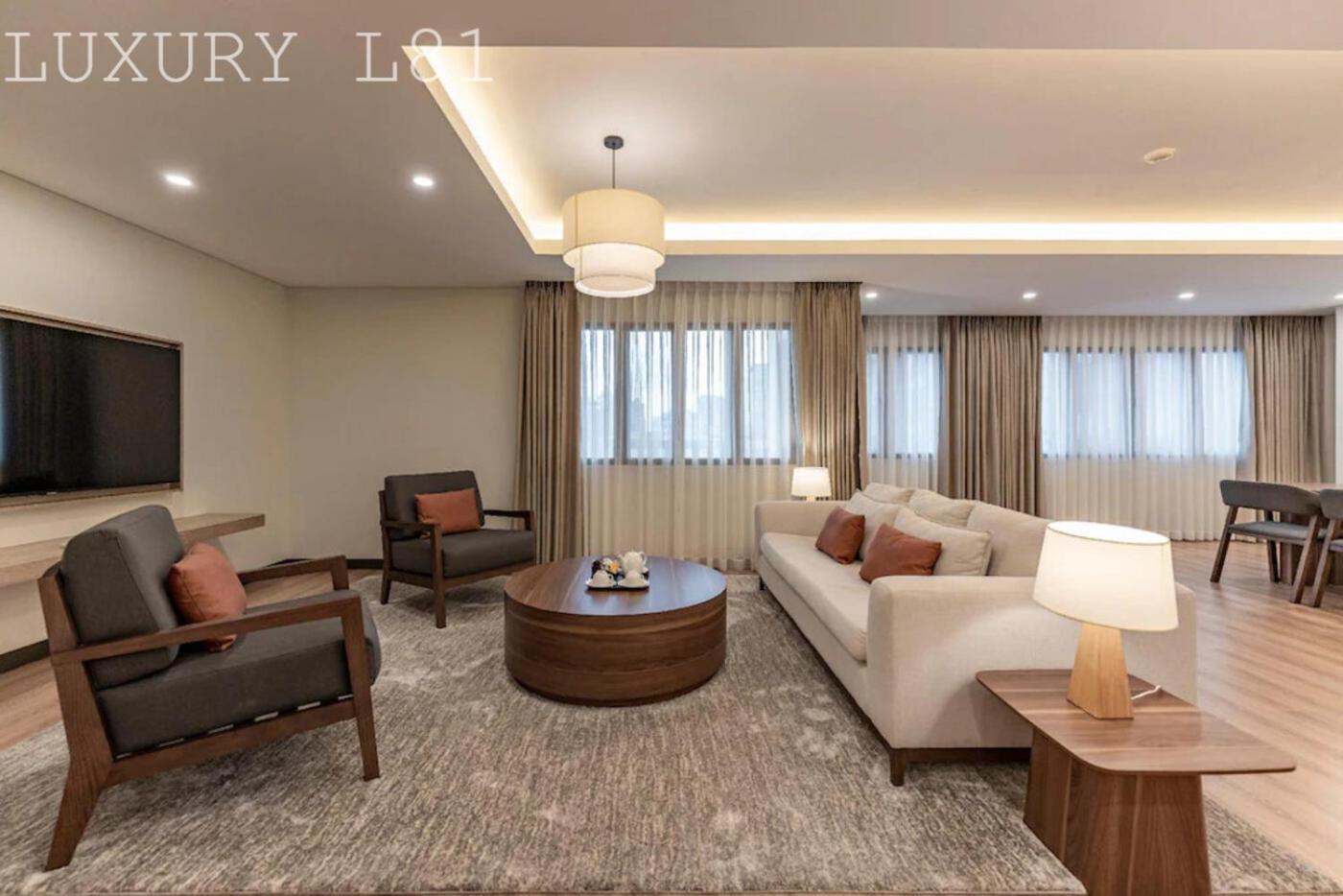 Angia Luxury Apartment Inside Landmark 81 Tower Ho Şi Min Exterior foto